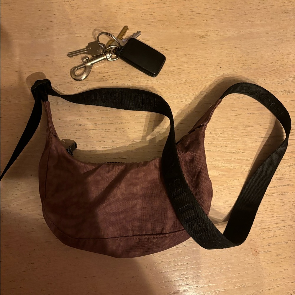 Baggu mini crescent peppercorn